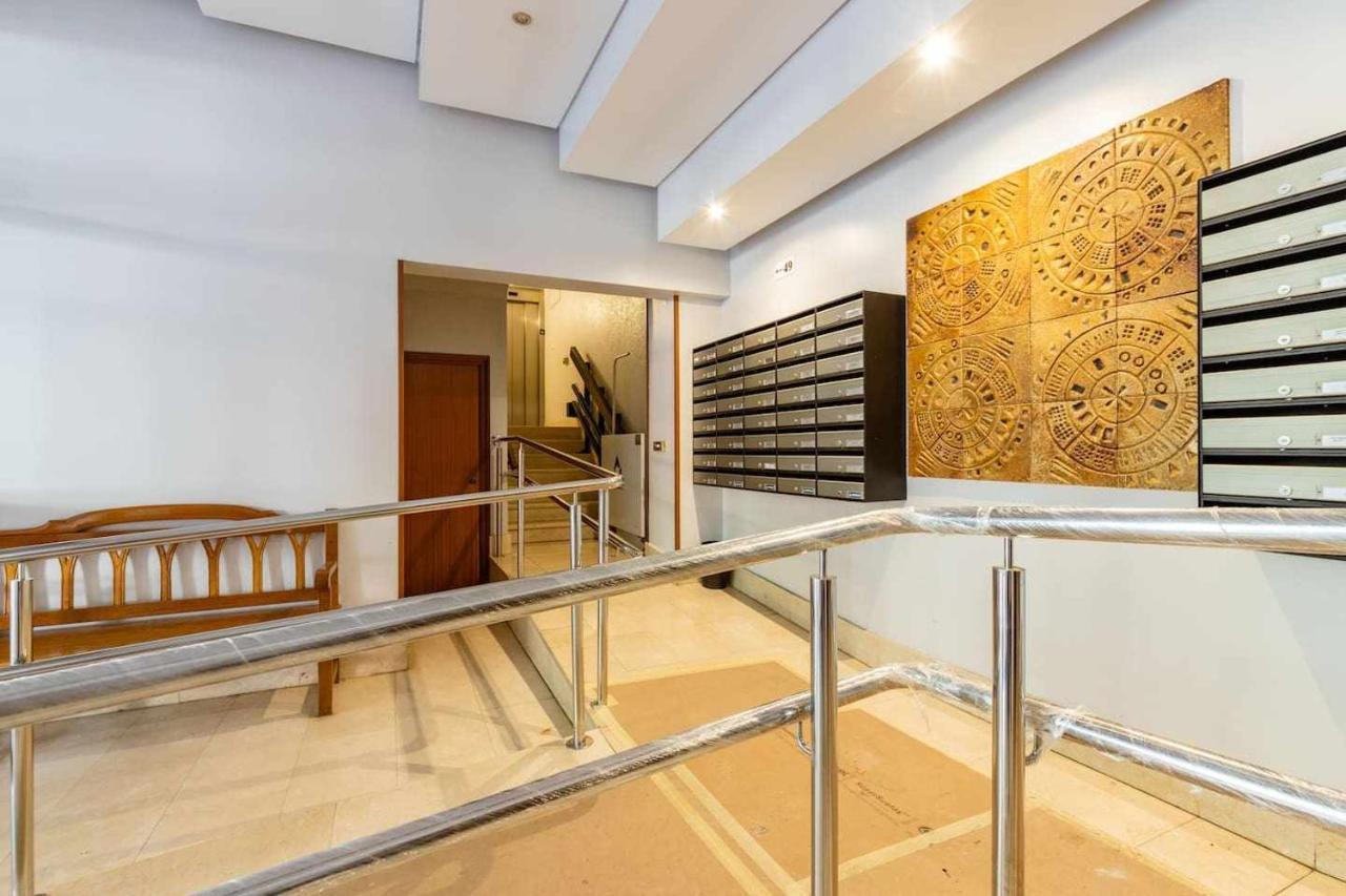 New Amara Suite Friends & Families Parking ซานเซบาสเตียน ภายนอก รูปภาพ